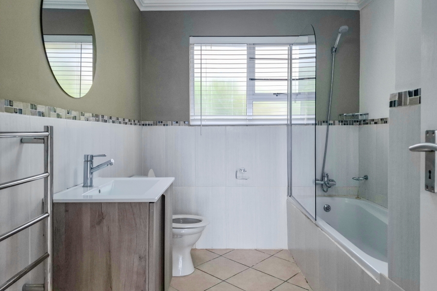 To Let 3 Bedroom Property for Rent in Welbedacht Western Cape